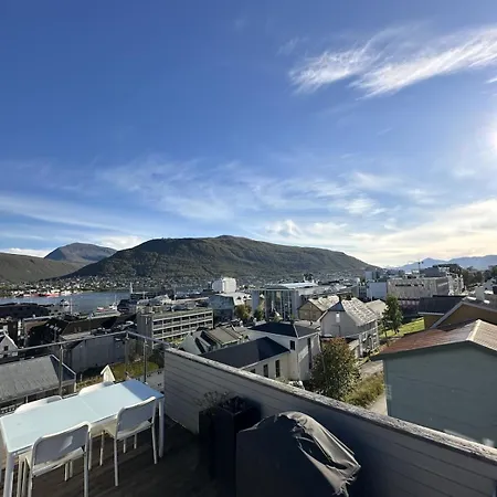 Majestic View In Downtown Apartment Tromsø